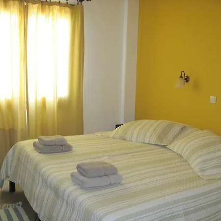 Hotel Mouria *