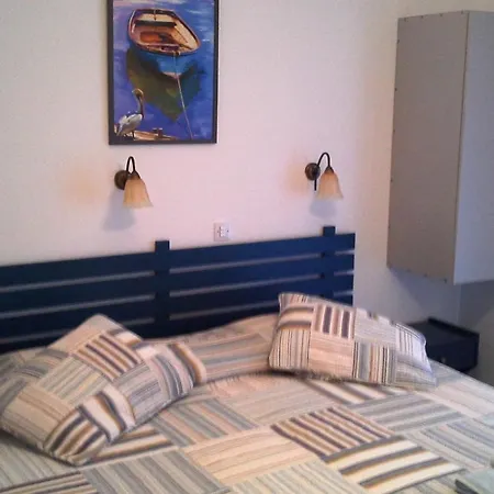 Mouria Скиатос