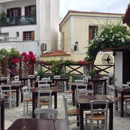 Mouria Skiathos Chora