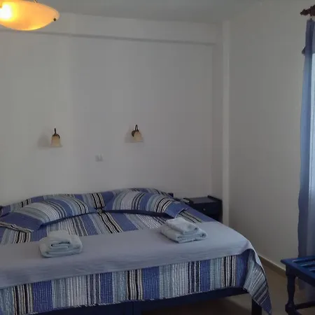 Mouria Hotel *