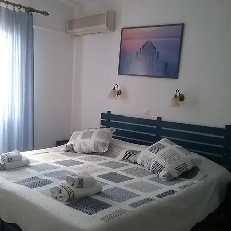 Mouria Hotel *