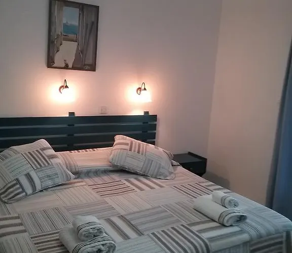 Mouria * Skiathos Town