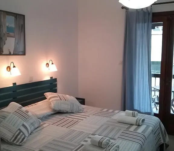 Mouria Skiathos Town