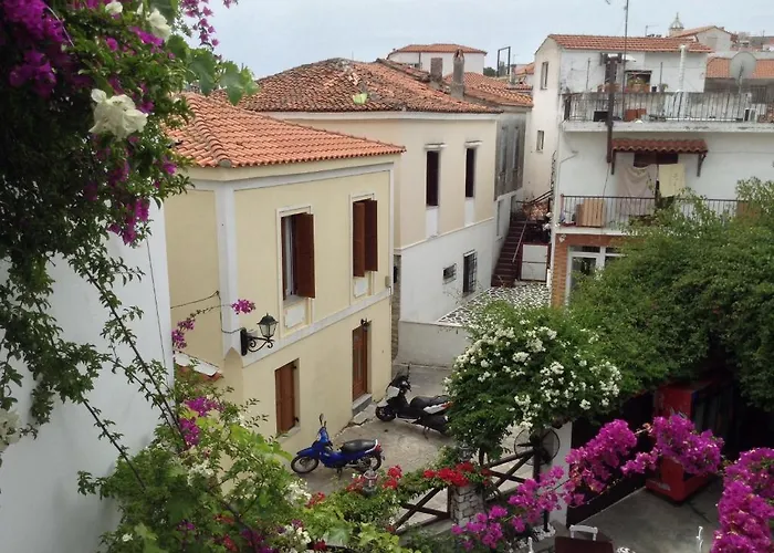 Mouria Hotel Skiathos Town